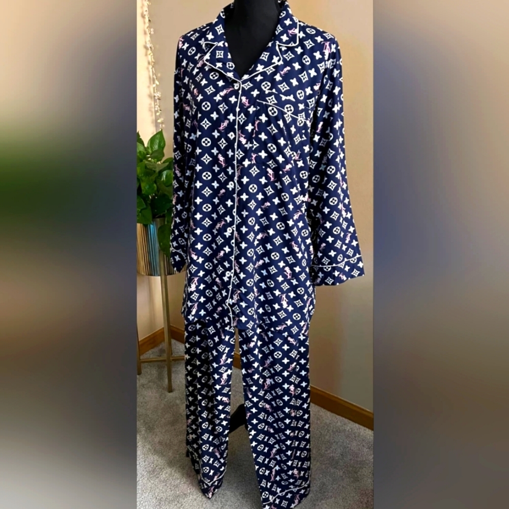 PJs nightwear, Luxe Loungewear for females Comfy Pajamas for Women